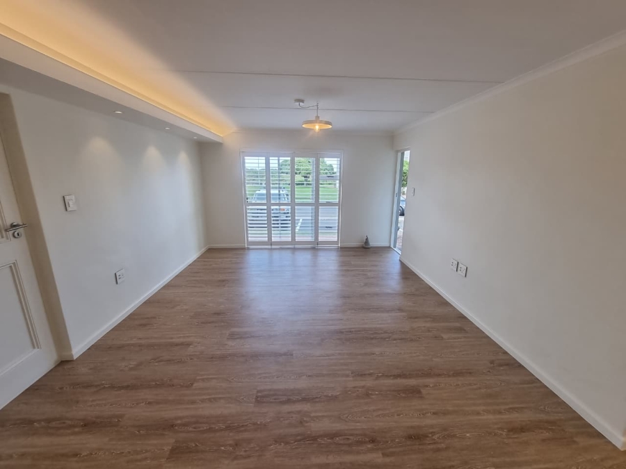 To Let 2 Bedroom Property for Rent in Big Bay Western Cape